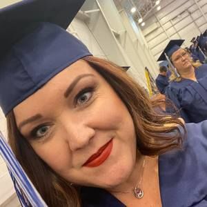 Meet your Posher, Carrie